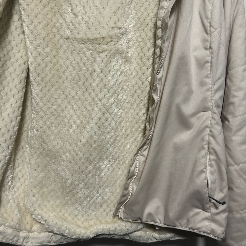 Colombia Women's Cream Jacket